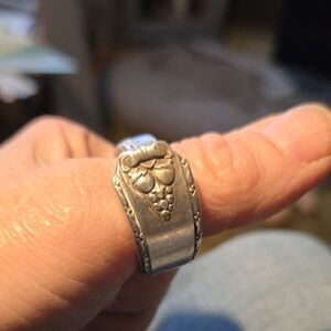 Silver Plated Grape Design SpoonRing